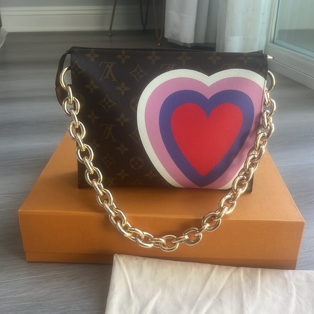Louis Vuitton toiletry 26 Game on pouch